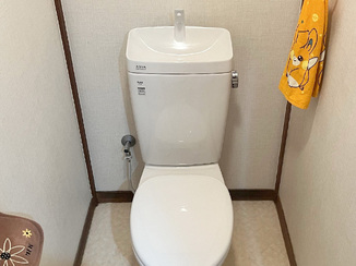 トイレリフォーム 便フタがゆっくり閉まる安心のトイレ